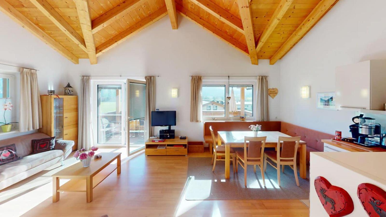 Appartement Haus Christine à Neukirchen am Großvenediger Extérieur photo